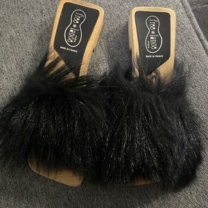 Free * Lance Faux Fur Wood Slides